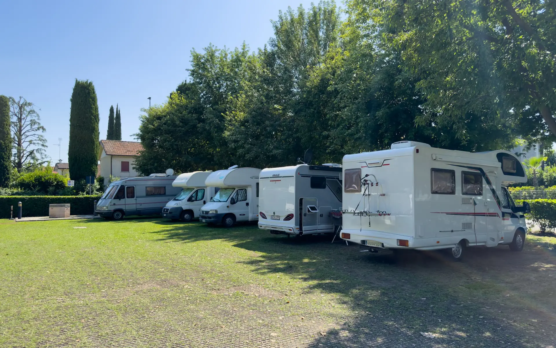 Camper park sirmione lugana marina area a