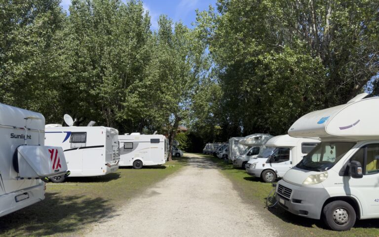 Camper park sirmione lugana marina area b