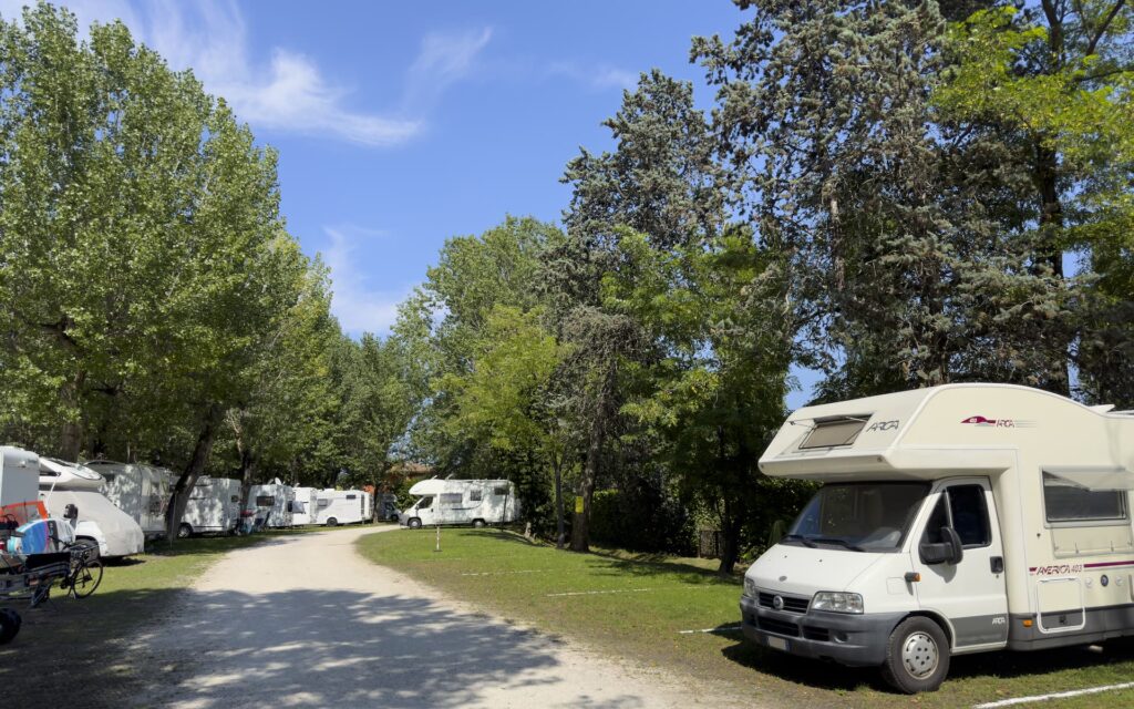 Camper park sirmione lugana marina area b