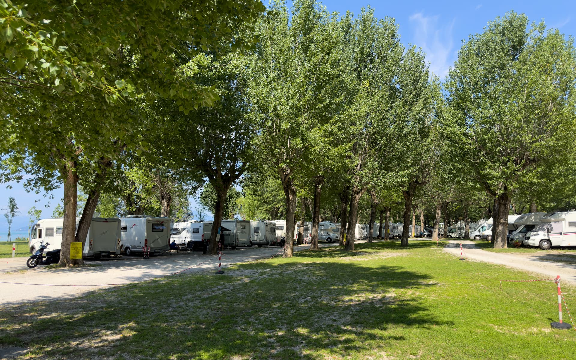 Camper Park Sirmione - Lugana Marina (1)