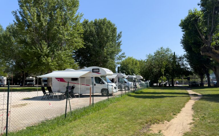 Camper park Sirmione lugana marina area e